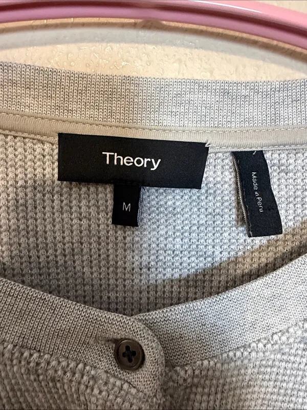 Theory Gray weekend waffle knit Henley lounge‎ long sleeve shirt Size Medium - Image 4