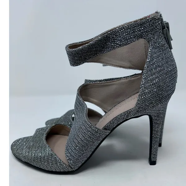 Christian Siriano for Payless Silver Sparkle High‎ Heel Shoes Size 6 1/2 NWT - Image 4