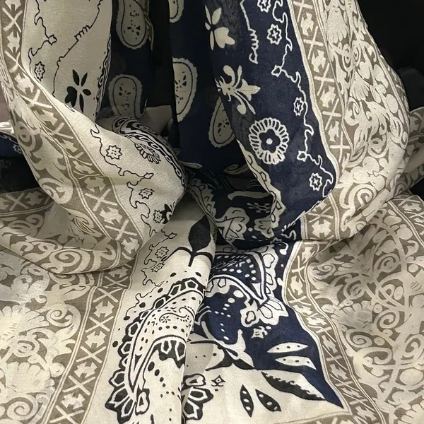 100 % silk Paisley Scarf in Navy & Cream - Image 14