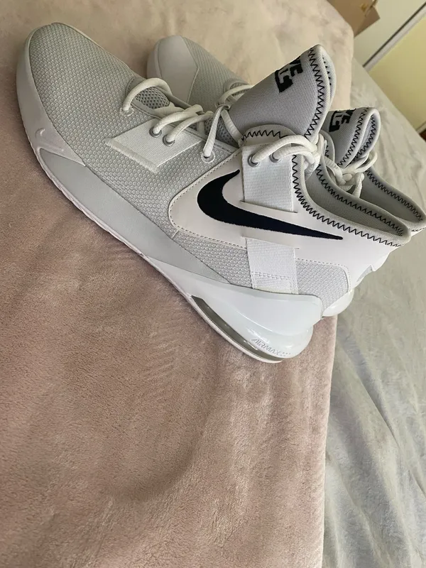 Nike Air Max Impact 2 Mens 10.5 Mid High Top Basketball Shoes Sneakers NIB White - Image 2