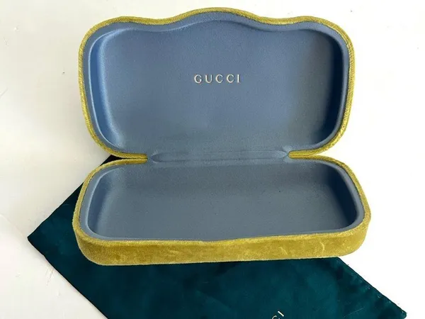 Gucci Velvet Sunglasses Case with Drawstring glasses bag - Image 2