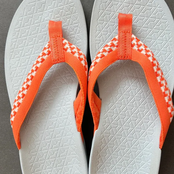 Chaco Aurora Cloud Flipflop Orange and White Sandals - Image 6