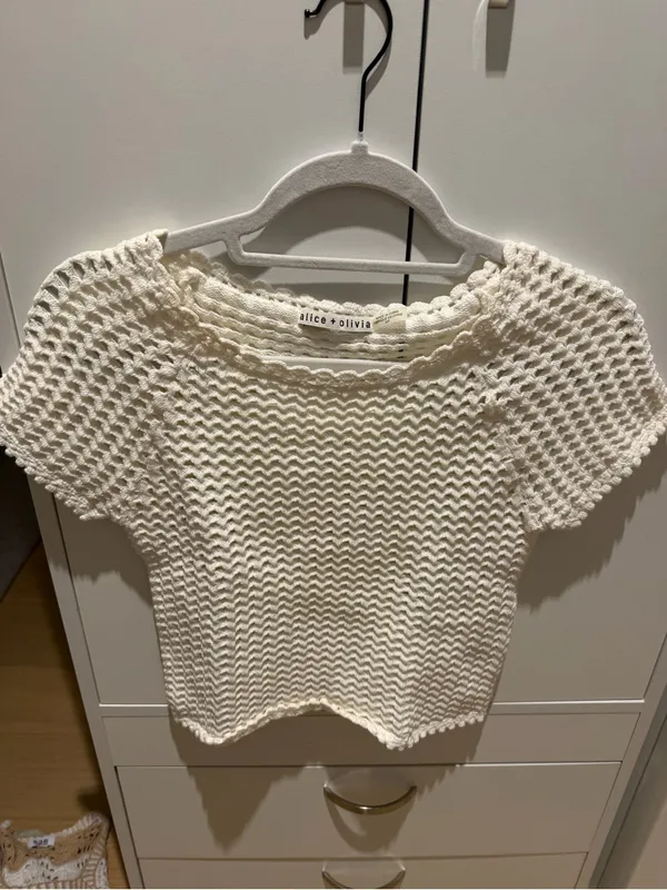 Alice + Olivia Cream Open-Weave Knit Crop Top - Image 2