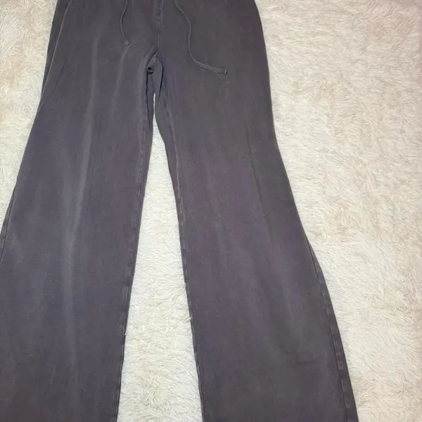 Aritzia Tna Pants Size Small Dark Gray NWOT - Image 2