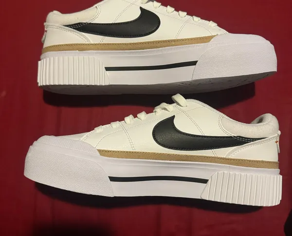 Nike Platform Low Blazers - Image 3