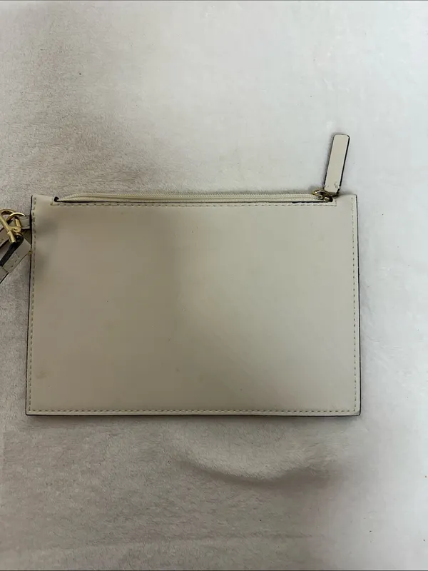 Calvin Klein White Leather Wristlet Pouch with Detachable Strap - Image 5