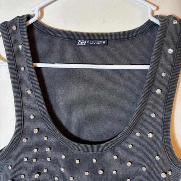Zara Embellished‎ Tank Top Ribbed Knit Rhinestone Gray Size Medium - Image 2