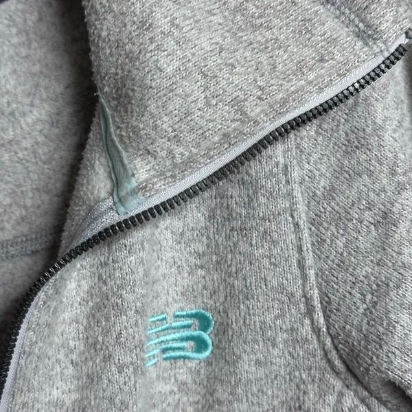 New Balance Women Gray Full Zip Sweater Jacket size petite‎ Small. - Image 4