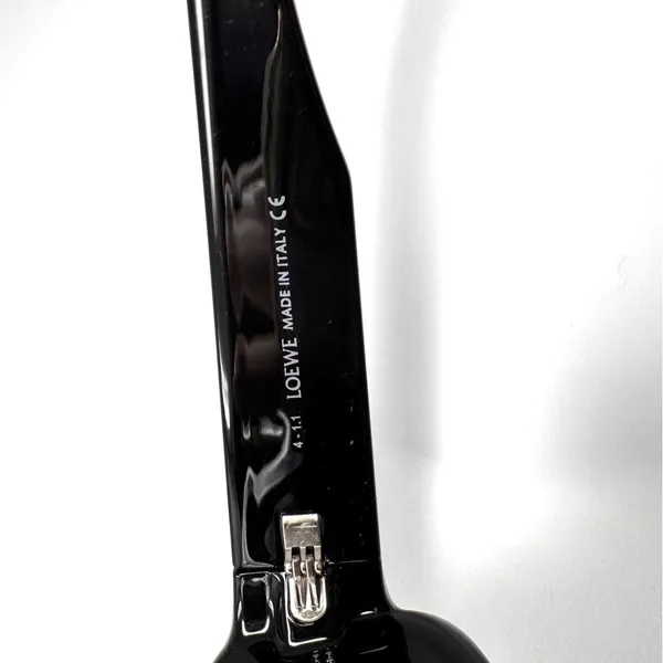 LOEWE sunglasses, made in Italy - Image 11
