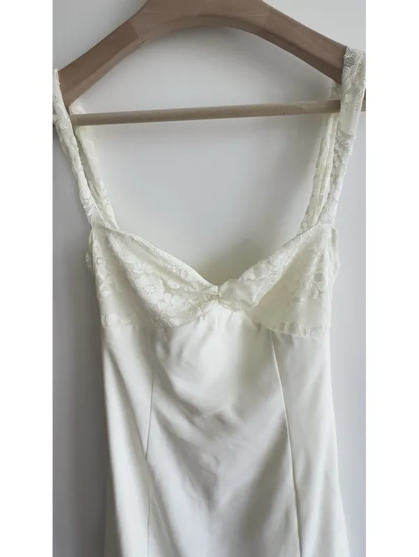 White Fox No You Hang Up Cream Lace Mini Dress M NWT Bodycon Party - Image 4