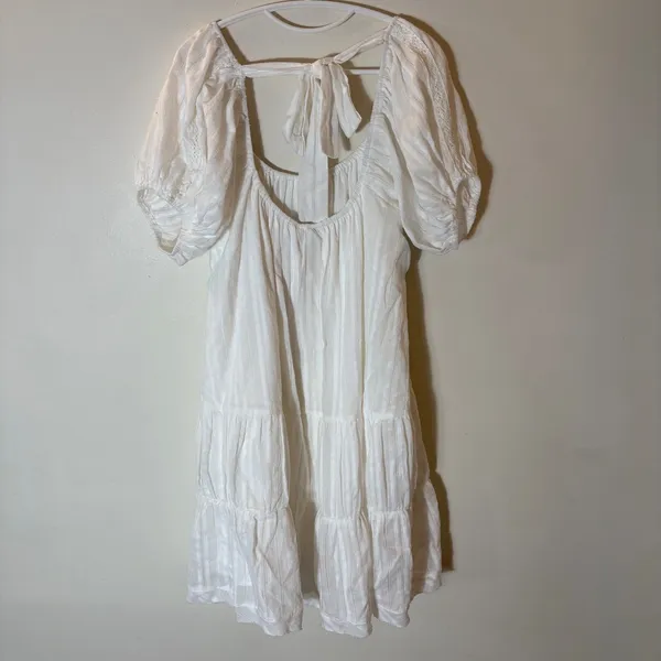 Davi & Dani White Kimmy Dress Puff Sleeve Tiered Back Tie NWT‎ Medium - Image 5