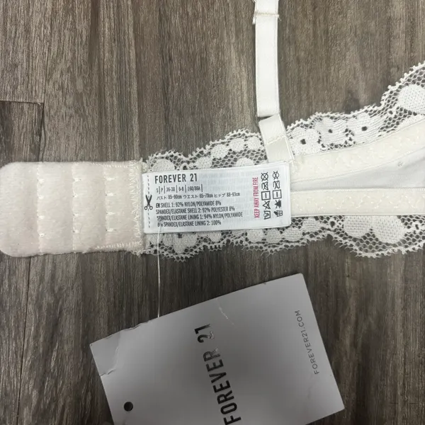 Forever 21 Floral Lace Underwire Bra - Image 7