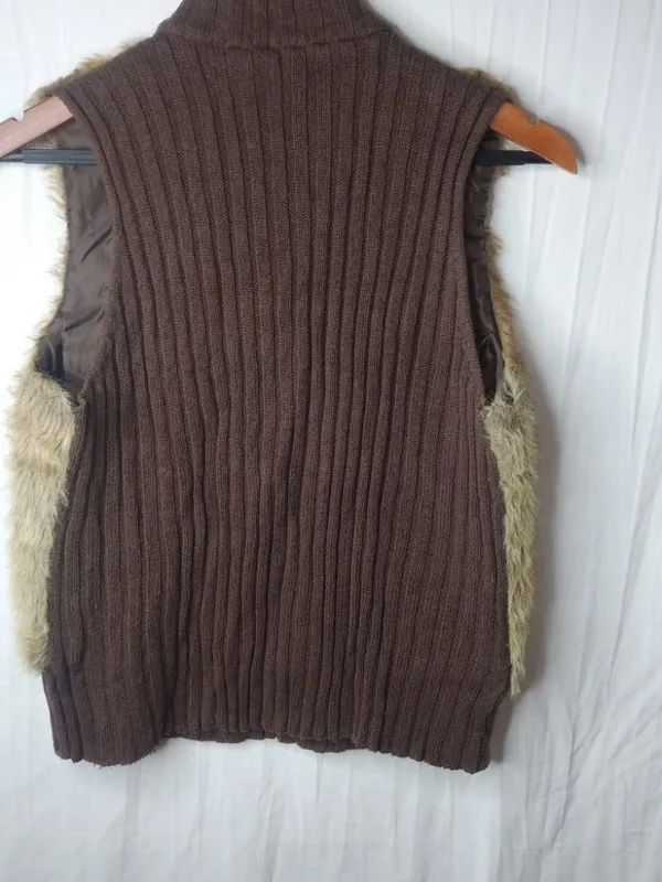 TIARA M Golden Creme Brown Fur Sweater Vest - Image 7