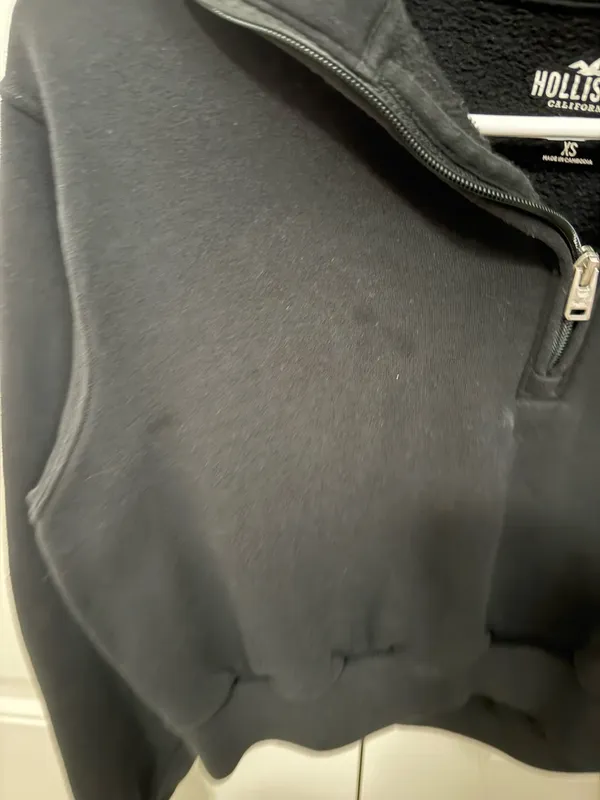 Hollister Half-Zip Pullover - Image 3