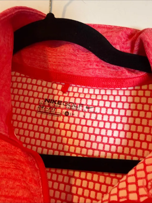 Nike Golf Dri-FIT "Lucky Azalea"‎ Women's Half-Zip Golf Pullover. Medium - Image 4