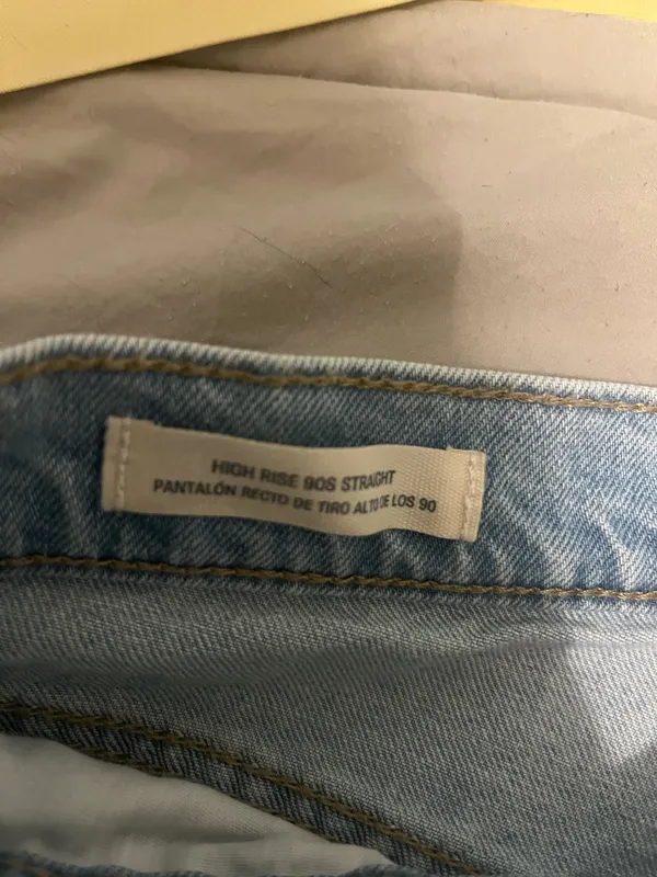 Universal Thread Jeans - Image 4