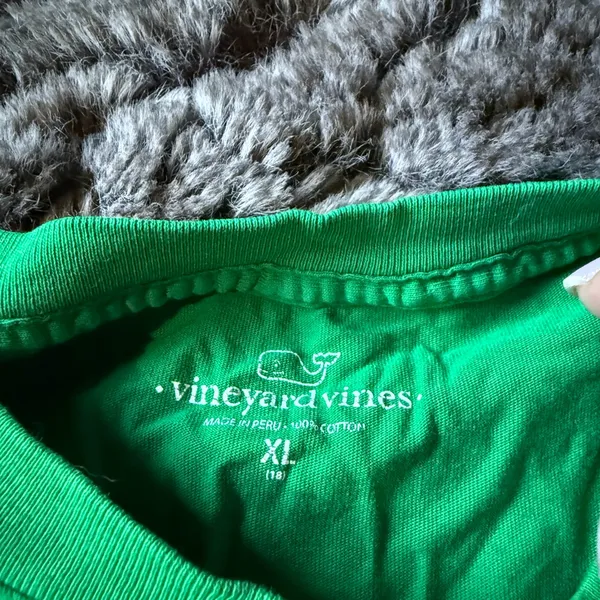 Vineyard Vines Bright Green Holiday Tee - Image 3