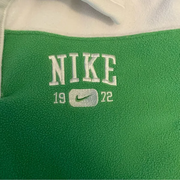 Nike Green‎ and White Fleece Pullover Women’s Large - Image 3