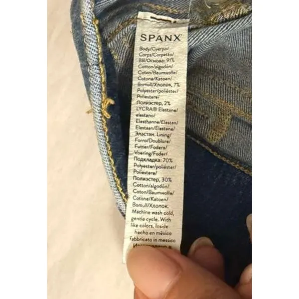 Spanx Flare Leg Pull-On Jeans in Vintage Indigo Women's sz. L - Image 11