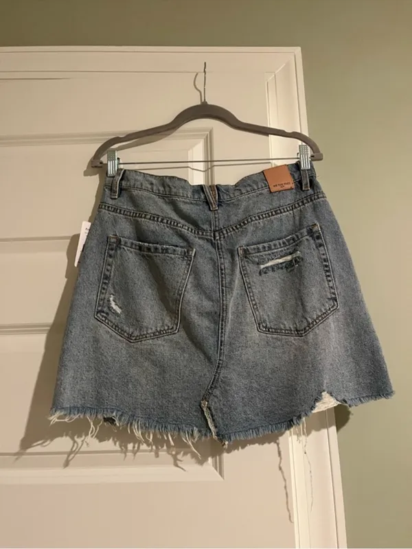 NWT‎ Free People brea cut off mile high blue Jean Skirt size 30 - Image 4