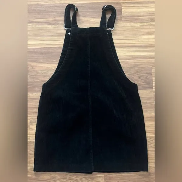 Mi Ami black corduroy overall dress with pockets Size XS - Image 4