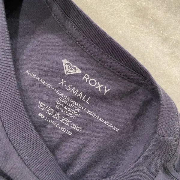 NWT Roxy Size XS Blue Crew Neck Long Sleeve Logo Cropped Tee Shirt Surf Beach 90 - Image 10