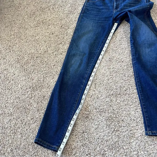 Madewell 10” High‎ Rise Skinny Jeans - Image 11
