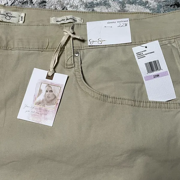 NWT 22W Plus Size Jessica Simpson Women’s Slouchy Boyfriend Khaki Ankle Cropped Chinos Pants - Image 7