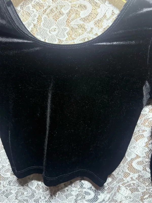 American Apparel Black Velvet Long-Sleeve Crop Top scoop neck vintage 90s y2k S - Image 3