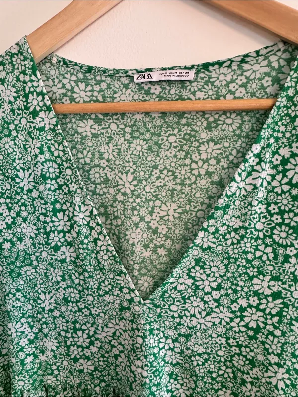 Zara Green and White Floral V-Neck Midi Dress - Image 3