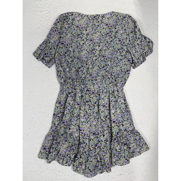 Gigio USA Womens Purple Floral Surplice Ruffle Romper Short Sleeve Tassel Size M - Image 2