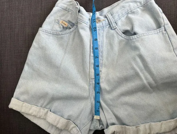 Vintage 90s Y2K Riders High Waist High Rise Denim Mom Jean Shorts - Image 2