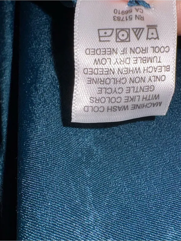 Maurices Women’s Fallon Satin‎ Blouse XL Split Relaxed Pullover Blue Keyhole NWT - Image 6