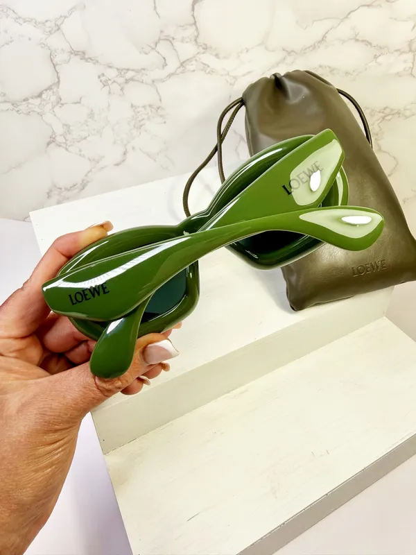 LOEWE Inflated Cat Eye Sunglasses in Green Acetate with Leather Case - Image 4