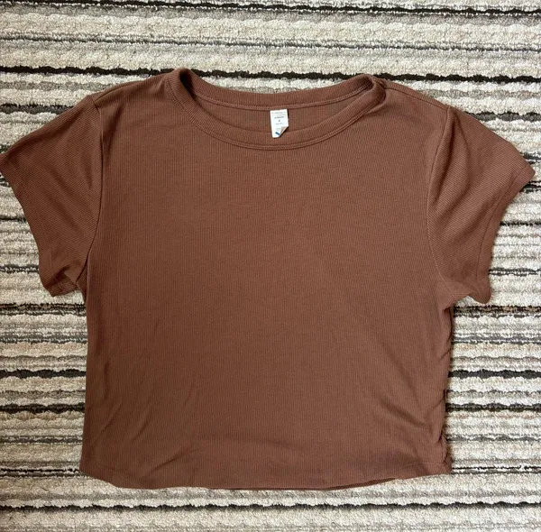 Old navy brown active shirt - Image 2