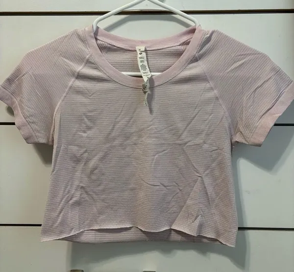 Lululemon Meadowsweet Pink Crop Swiftly Tee *FLAWED* - Image 3