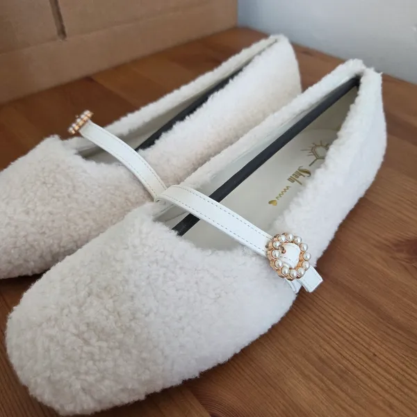 SheIn Faux Sherpa Ballet Flat Shoes Mary Janes Cream Ivory Buckle Twee Preppy Kawaii 9 - Image 3