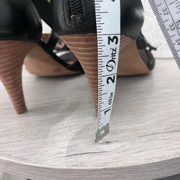 Jessica Simpson Eugenia Black Leather 3” Heels Shoes Gold Buckle Detail Size 7.5 - Image 6
