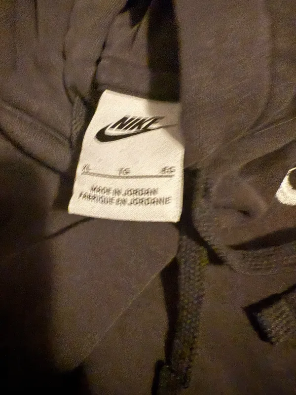 Nike Sweatshirt Hoodie Women’s - Image 2