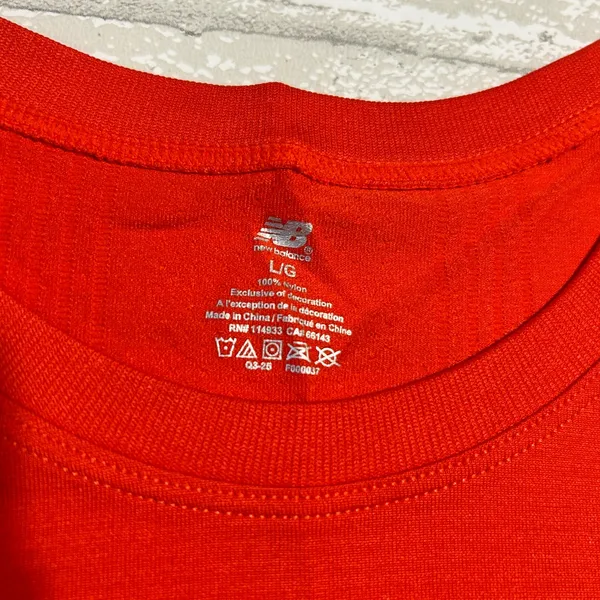 New Balance Women's Cropped T-Shirt - Image 5