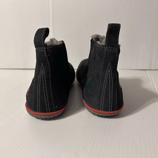 L.L. Bean suede gray lined pull-on ankle boots women size 8 M - Image 5