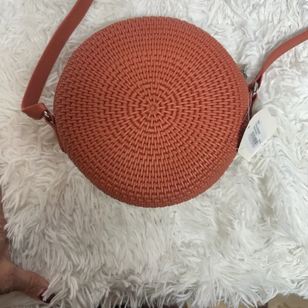 Women's Round Woven Bag - Image 5