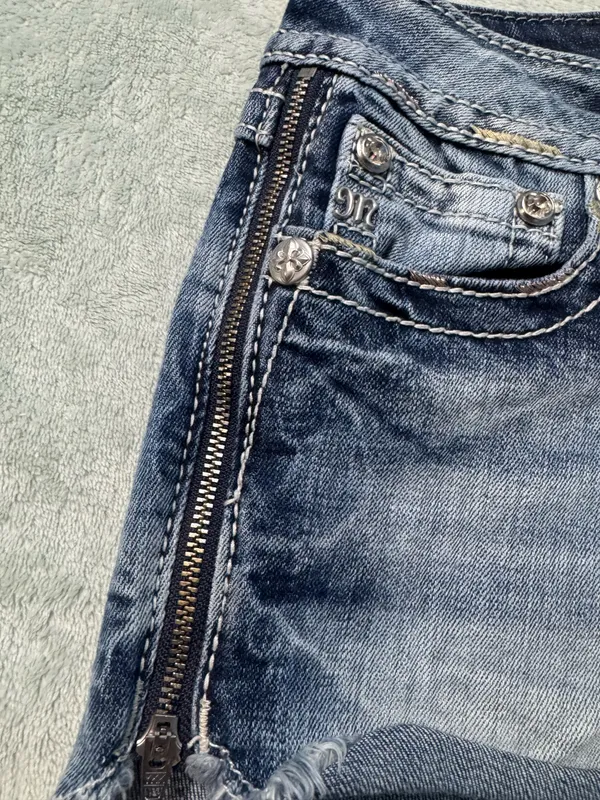 Miss Me Side Zip signature Shorts Cut off denim jean embroidered pocket - Image 7