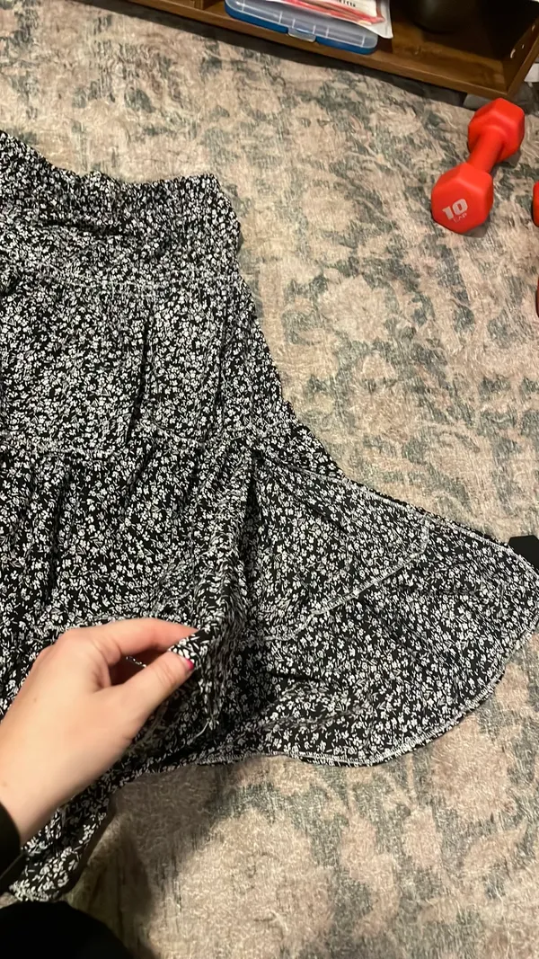 Shein Maxi Skirt - Image 4