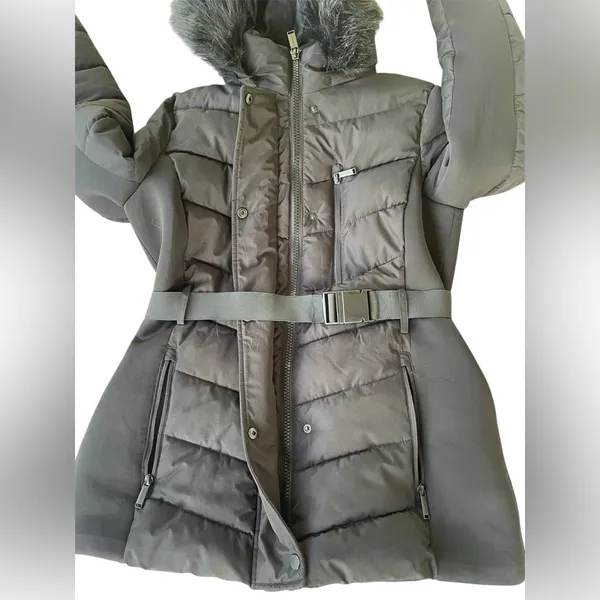 London Fog Black Puffer Jacket with Faux Fur Hood - Image 4
