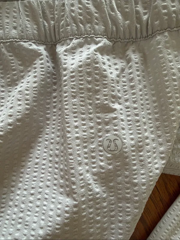 Lululemon Pack Light Pullover - Image 7