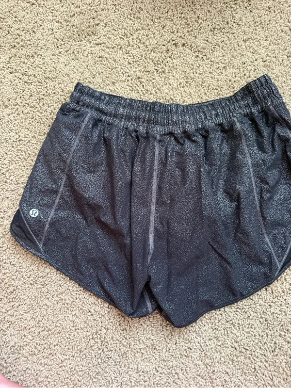 lululemon athletica Metallic Speckle Black Shorts LIMITED EDITION hotty hot 4in - Image 2