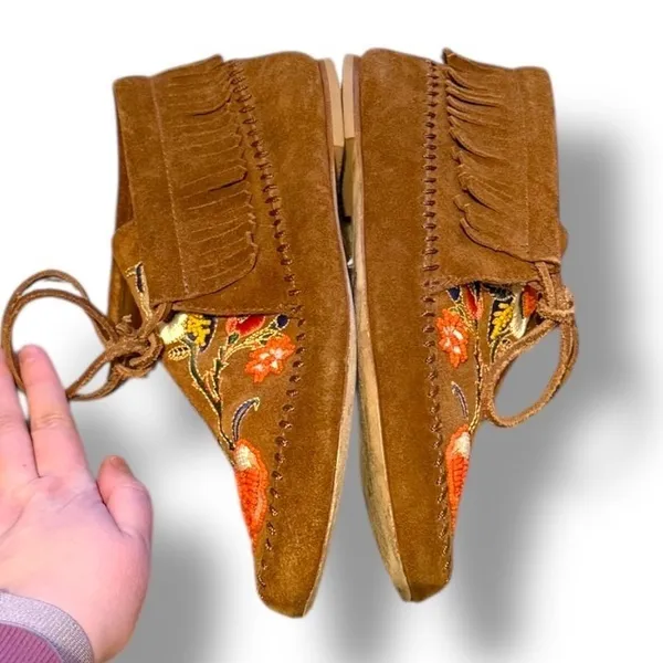 Tory Burch Huntington Moccasins Size 7 Brown Suede Embroidered Fringe‎ Boho - Image 3