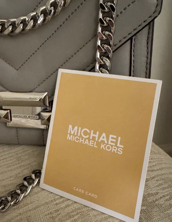 Michael Kors Small Pearl Grey Shoulder Purse - Image 8