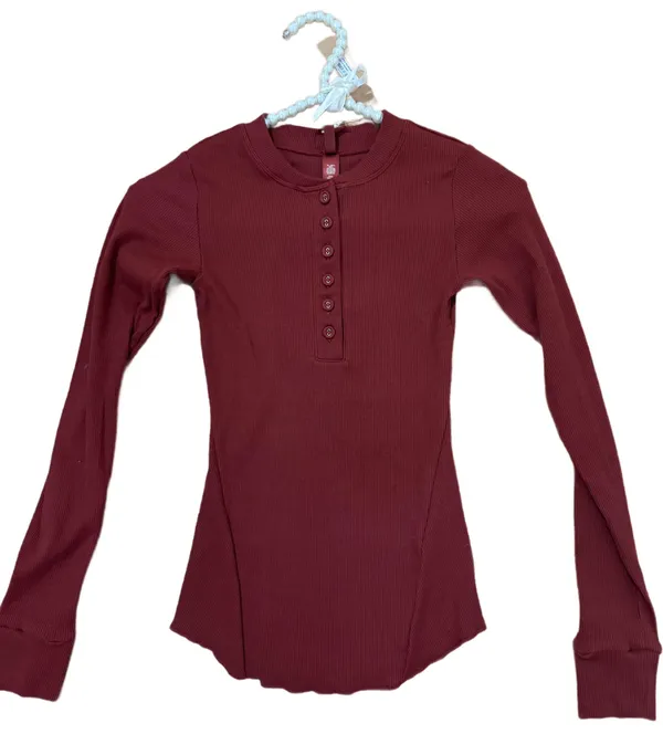 SKIMS Size XXS Cotton Rib Long Sleeve Henley Sangria Ribbed Shirt NWT - Image 3